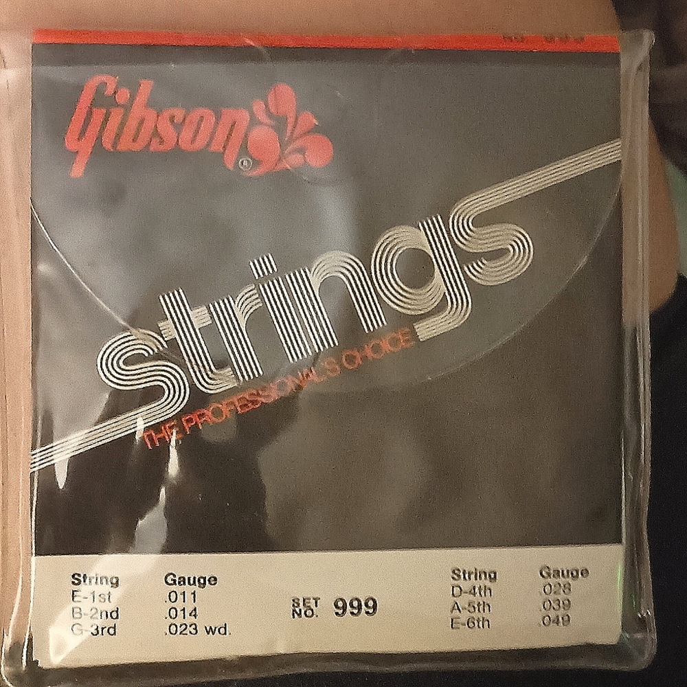 Gibson Vtg. 1970's Guitar Strings "Mona Steel" Wound Set No. 999 6-string set